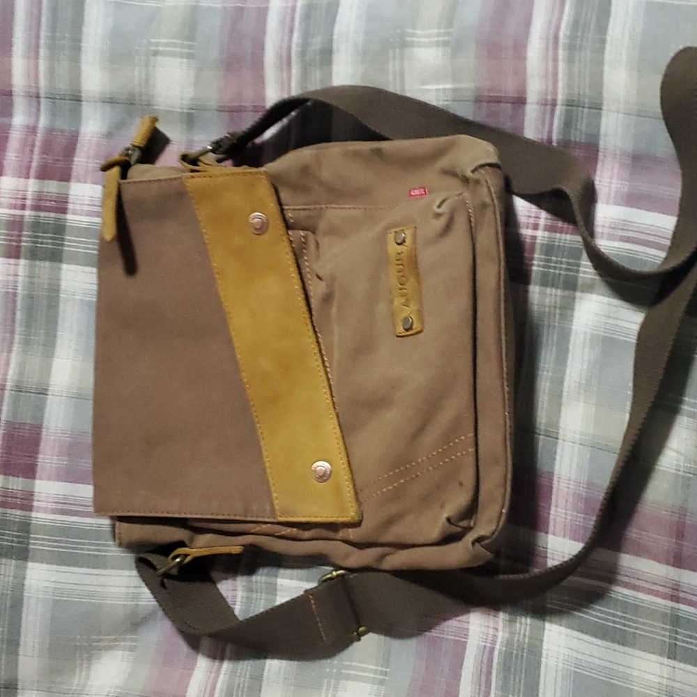 Augur Purse/Messenger bag